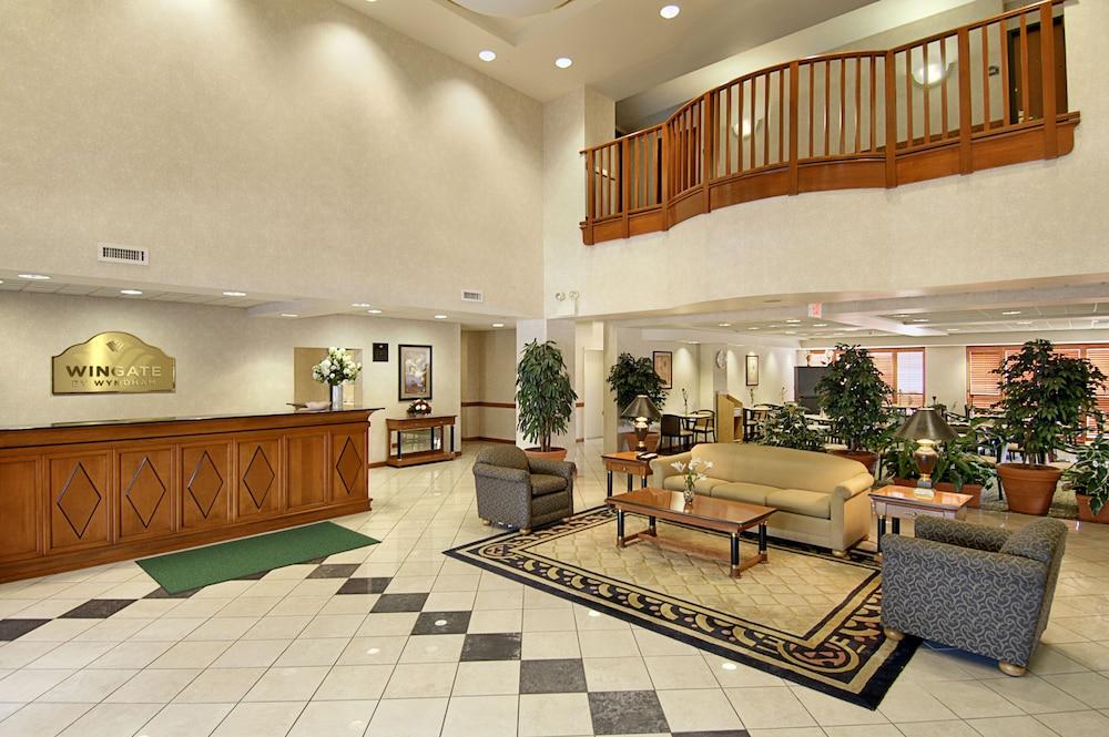 Comfort Inn & Suites Voorhees-Mt Laurel Esterno foto