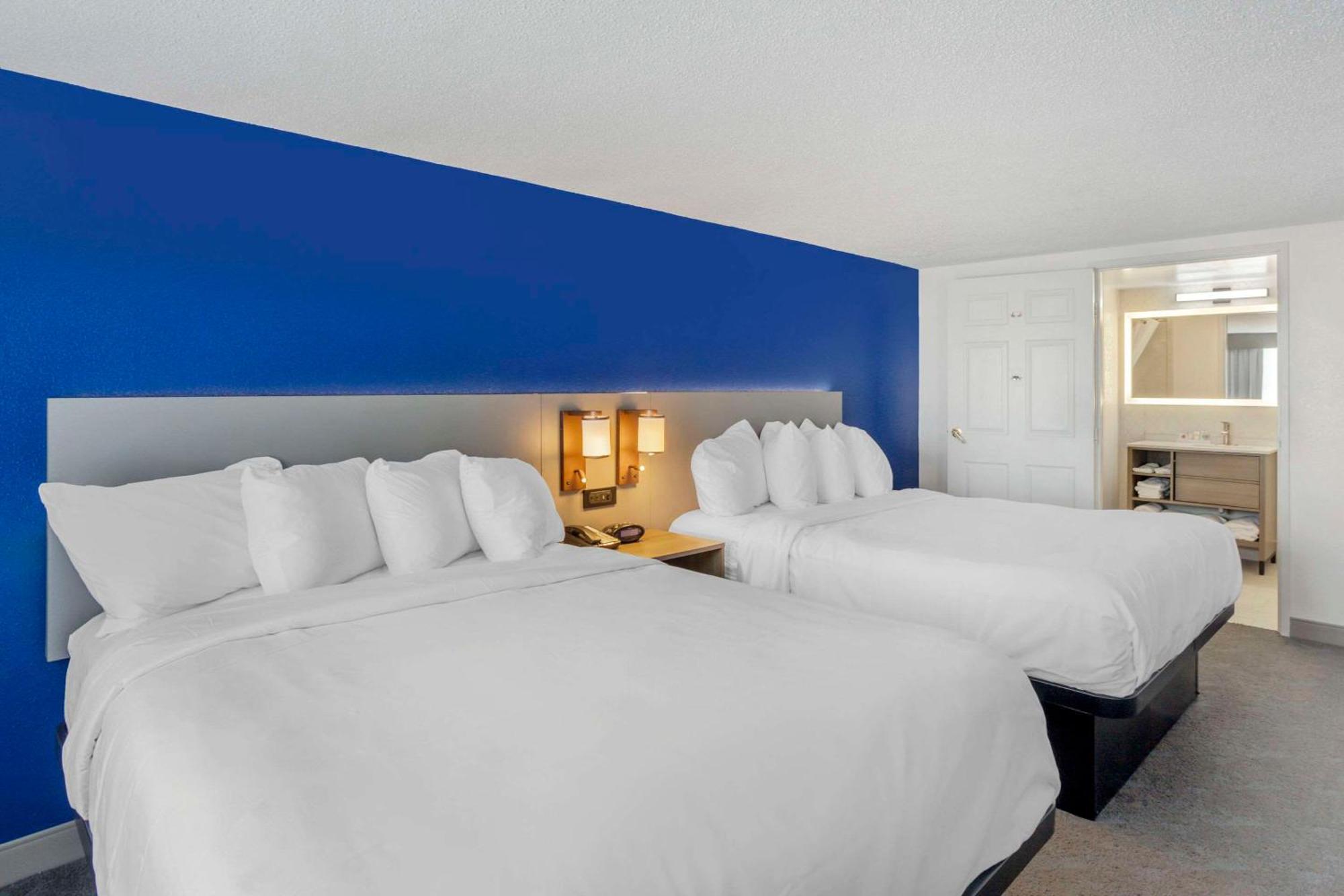 Comfort Inn & Suites Voorhees-Mt Laurel Esterno foto