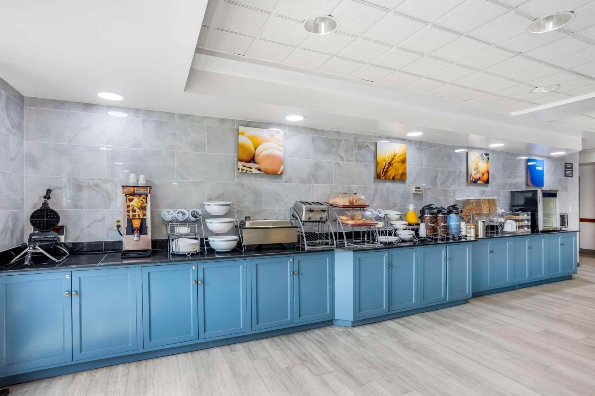 Comfort Inn & Suites Voorhees-Mt Laurel Esterno foto